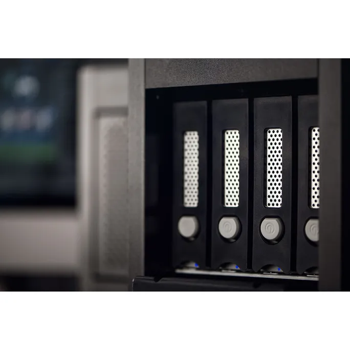 SanDisk® PROFESSIONAL G-RAID™ Shuttle 4 Thunderbolt 3 4-Bay 48 TB – Bild 4